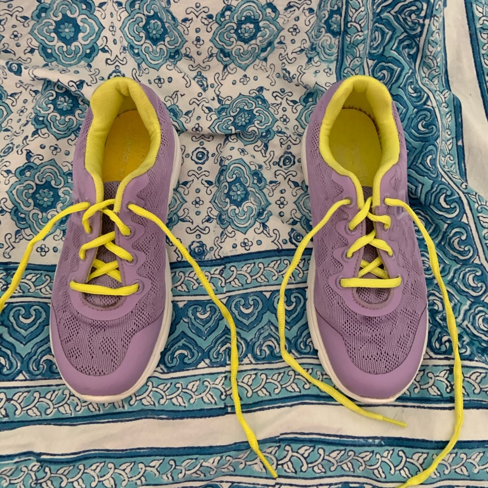 Girls golf shoes